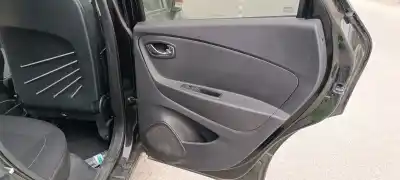 Véhicule à la ferraille renault captur helly hansen de l'année 2001 alimenté k9k609