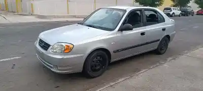 Veicolo di demolizione hyundai accent (lc) gl 4p dell'anno 2003 alimentato g4ea