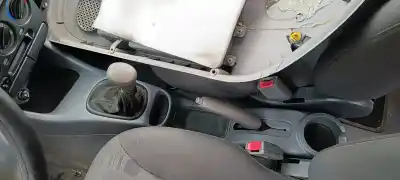 Veicolo di demolizione hyundai accent (lc) gl 4p dell'anno 2003 alimentato g4ea