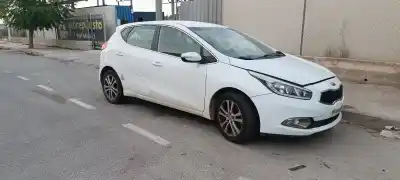 Scrapping Vehicle kia ceed attract 99 cv / 73 kw of the year 2001 powered g4fa
