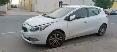 Scrapping Vehicle kia ceed attract 99 cv / 73 kw of the year 2001 powered g4fa