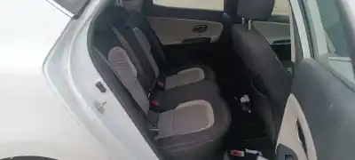 Scrapping Vehicle kia ceed attract 99 cv / 73 kw of the year 2001 powered g4fa