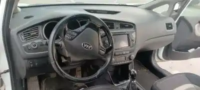 Scrapping Vehicle kia ceed attract 99 cv / 73 kw of the year 2001 powered g4fa