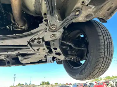 Veículo de Sucata toyota rav 4 (a3) executive do ano 2001 alimentado 2adftv