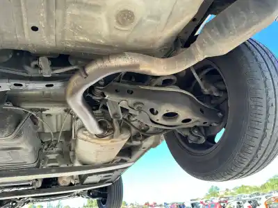 Veículo de Sucata toyota rav 4 (a3) executive do ano 2001 alimentado 2adftv