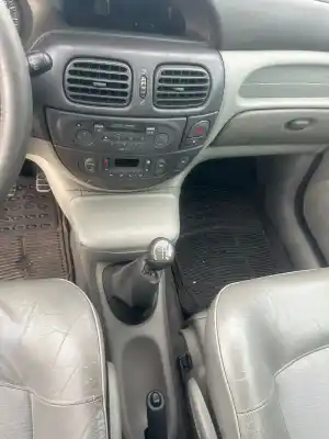 Здавання транспортного засобу renault scenic (ja..) 1.9 dci authentique року 2001 потужний f9q k7