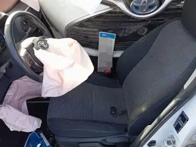 Sloopvoertuig toyota yaris hsd active van het jaar 2016 aangedreven 1nz