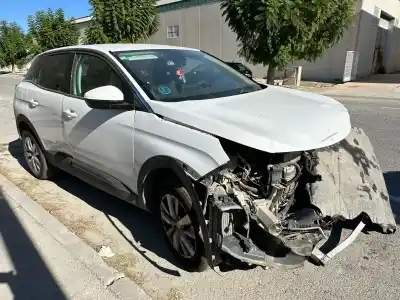 Veículo de Sucata peugeot 3008 active do ano 2017 alimentado bh01