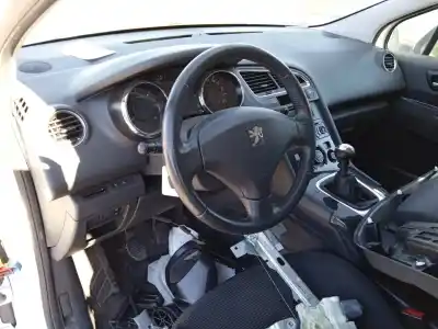 Scrapping Vehicle peugeot 5008 access of the year 2001 powered 9hr