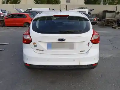 Veículo de Sucata ford focus lim. (cb8) trend do ano 2001 alimentado m1da