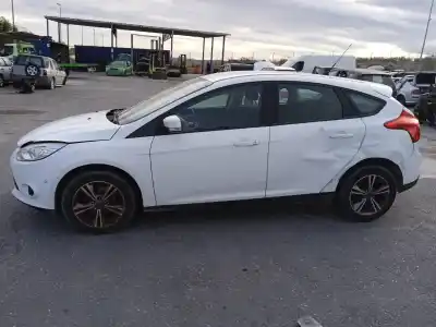 Veículo de Sucata ford focus lim. (cb8) trend do ano 2001 alimentado m1da