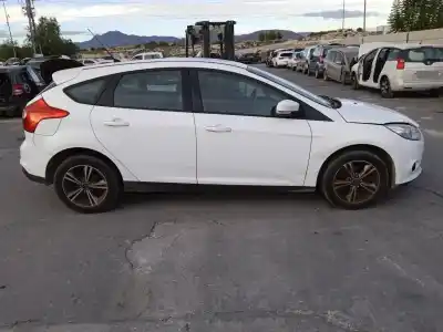 Veículo de Sucata ford focus lim. (cb8) trend do ano 2001 alimentado m1da