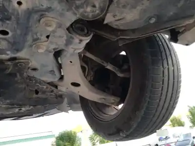 Veículo de Sucata ford focus lim. (cb8) trend do ano 2001 alimentado m1da