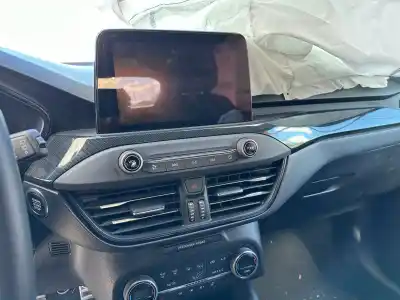 Scrapping Vehicle ford focus active of the year 2020 powered b7da