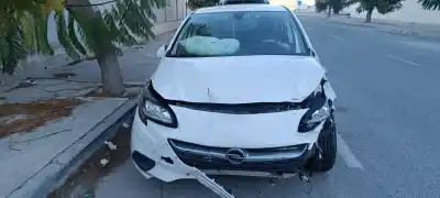 Vehicul casat OPEL CORSA E Expression al anului 2001 alimentat B14XER