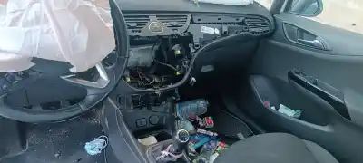 Vehicul casat opel corsa e expression al anului 2001 alimentat b14xer