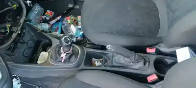 Vehicul casat opel corsa e expression al anului 2001 alimentat b14xer