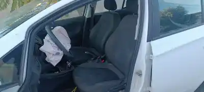 Vehicul casat opel corsa e expression al anului 2001 alimentat b14xer