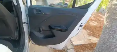 Vehicul casat opel corsa e expression al anului 2001 alimentat b14xer