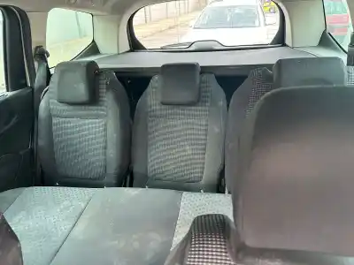 Veículo de Sucata peugeot 5008 allure do ano 2001 alimentado 