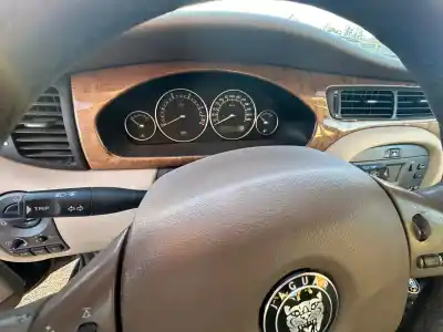 Здавання транспортного засобу jaguar x-type i (x400) 2.2 d року 2008 потужний bg