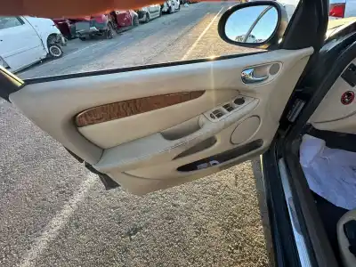 Здавання транспортного засобу jaguar x-type i (x400) 2.2 d року 2008 потужний bg