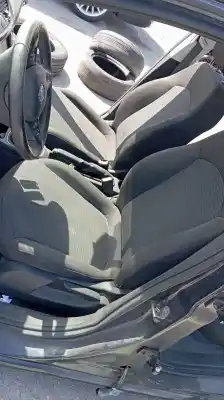 Vehicul casat opel corsa e selective al anului 2001 alimentat ldd