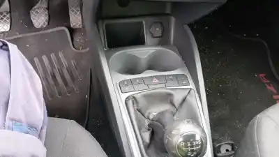 Veículo de Sucata seat ibiza (6j5) copa do ano 2012 alimentado cay