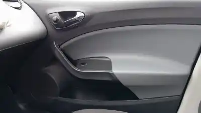 Veículo de Sucata seat ibiza (6j5) copa do ano 2012 alimentado cay