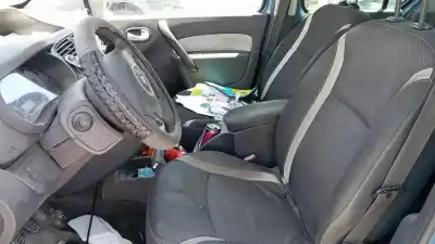 Здавання транспортного засобу renault kangoo dynamique acción especial року 2001 потужний k9k808