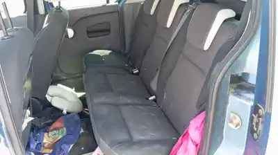Здавання транспортного засобу renault kangoo dynamique acción especial року 2001 потужний k9k808