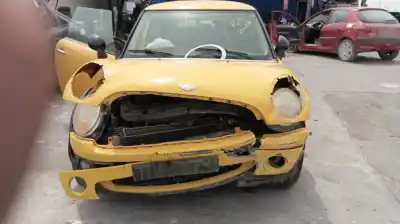 Veículo de Sucata mini mini (r56) one do ano 2001 alimentado n12b14a