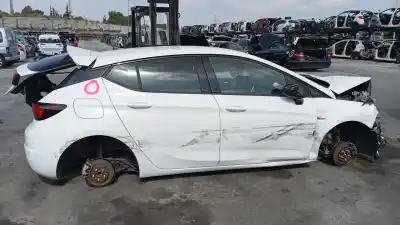 Veicolo di demolizione opel astra k lim. 5türig astra start/stop 104 cv / 77 kw dell'anno 2020 alimentato lxd