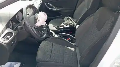 Veicolo di demolizione opel astra k lim. 5türig astra start/stop 104 cv / 77 kw dell'anno 2020 alimentato lxd