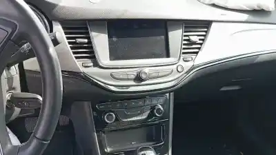 Veicolo di demolizione opel astra k lim. 5türig astra start/stop 104 cv / 77 kw dell'anno 2020 alimentato lxd