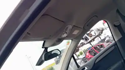 Veículo de Sucata citroen c4 lim. seduction do ano 2001 alimentado bh02