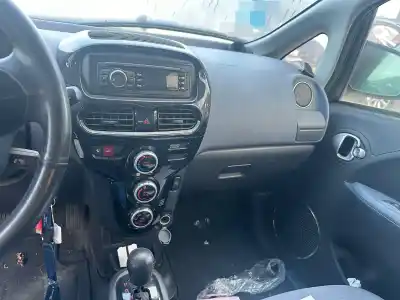 Veículo de Sucata peugeot ion access 48 cv / 35 kw do ano 2001 alimentado 