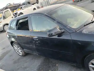 Veículo de Sucata audi a3 (8p) 1.6 tdi ambiente do ano 2001 alimentado cayc