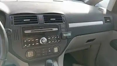 Здавання транспортного засобу ford focus c-max dm2 (cap) desde 08/2003 hasta 03/2007 focus c-max ghia (cap) року 2001 потужний g8da
