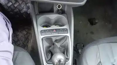 Veículo de Sucata seat ibiza (6j5) copa do ano 2001 alimentado cayb