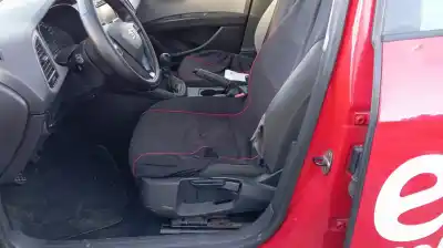 Veicolo di demolizione seat leon (5f1) 1.6 tdi dell'anno 2001 alimentato clh