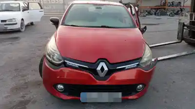 Veículo de Sucata renault clio iv limited do ano 2001 alimentado 
