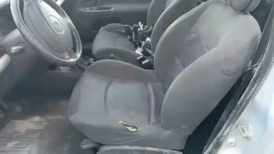 Утилизация автомобиля renault clio ii fase ii (b/cb0) authentique года 2003 питание k4j c7