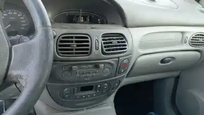 Здавання транспортного засобу RENAULT SCENIC (JA..) 1.6 16V Authentique (JA0B/11) року 2001 потужний K4M A7