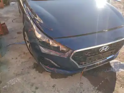 Veículo de Sucata hyundai i30 (pd) essence do ano 2019 alimentado 