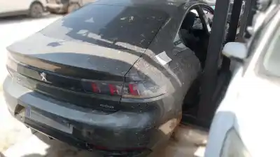 Veículo de Sucata PEUGEOT 508  do ano 2001 alimentado 