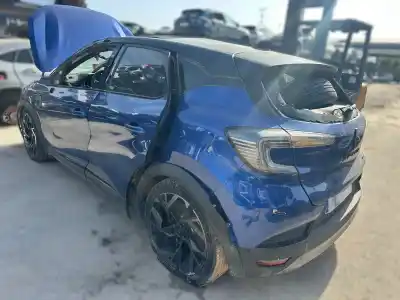 Sloopvoertuig RENAULT CAPTUR II  van het jaar 2001 aangedreven 