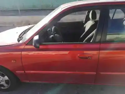 Veicolo di demolizione hyundai accent (lc) gl 4p dell'anno 2001 alimentato g4eh