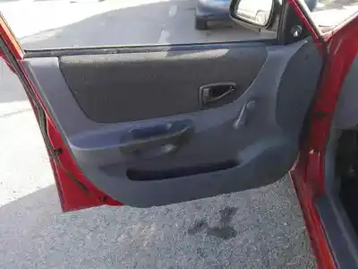 Veicolo di demolizione hyundai accent (lc) gl 4p dell'anno 2001 alimentato g4eh