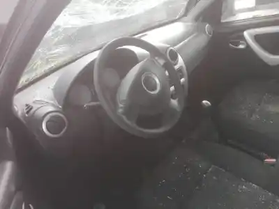 Veículo de Sucata dacia sandero básico do ano 2010 alimentado k9k